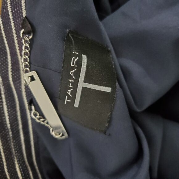 Tahari Women's Blazer 10 Blue Striped Pique Knit Pearls Nautical Business Office - Picture 10 of 12